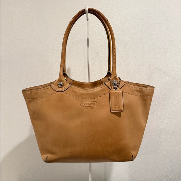 Coach Bleeker Tan Leather Tote Bag - Picture 1 of 4